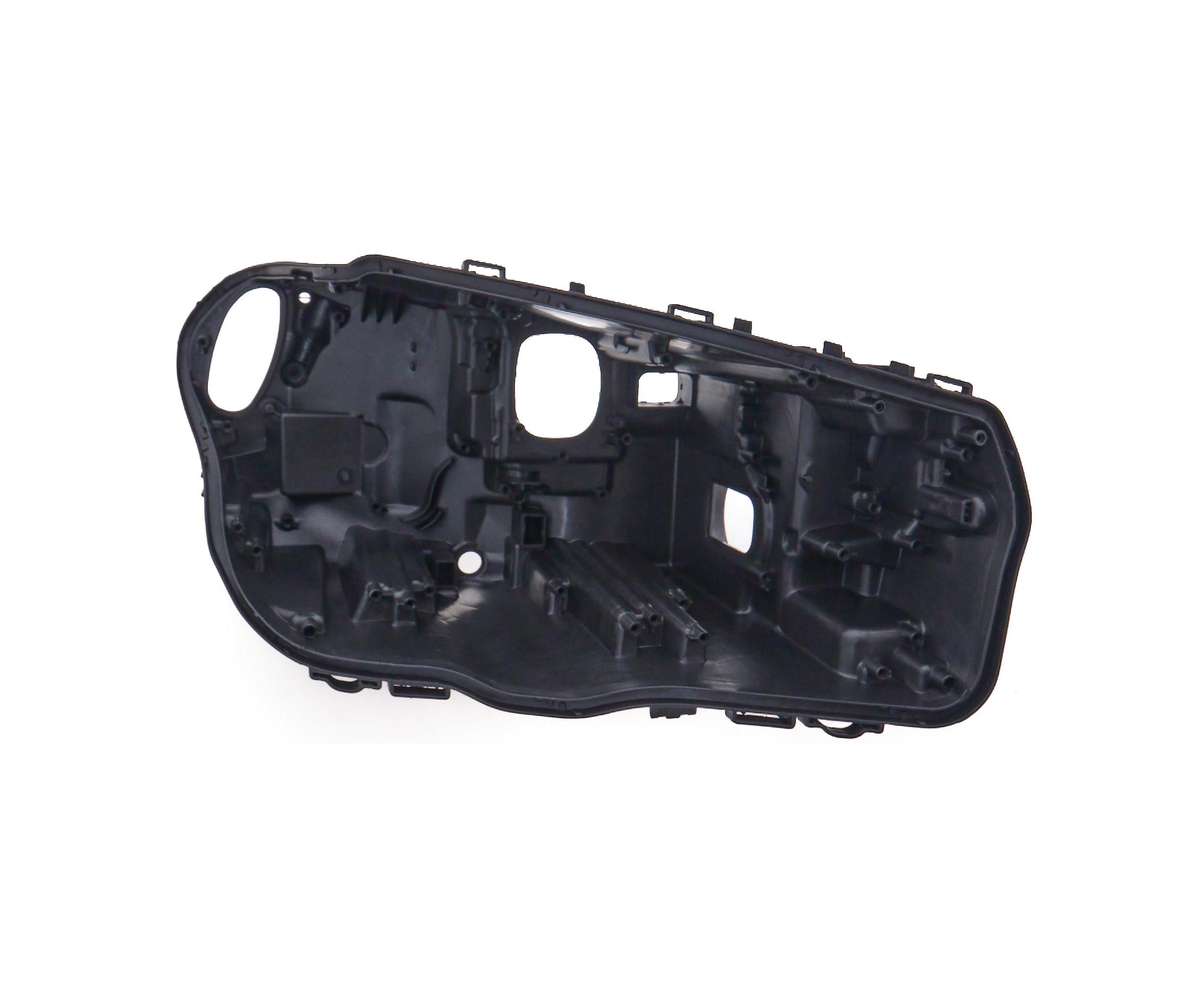 BMW X3 (G01) 18 - OBUDOWA REFLEKTORA