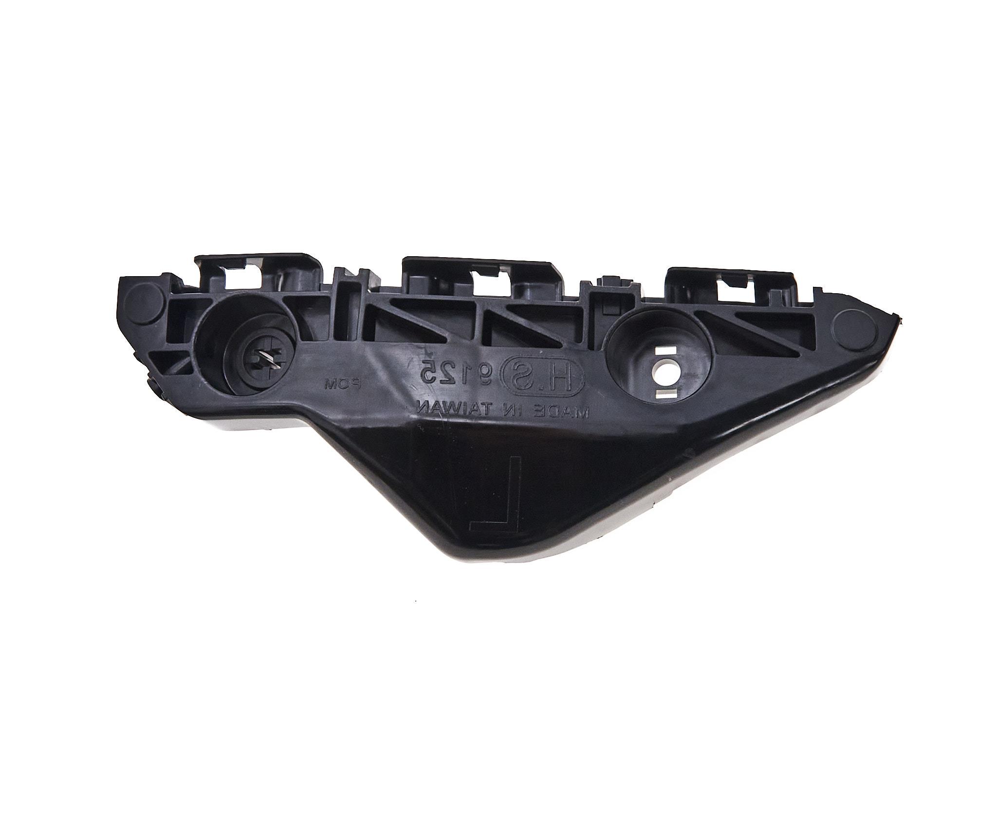 TOYOTA YARIS SEDAN 2006 - 2011 MOCOWANIE  zderzaka PRAWE