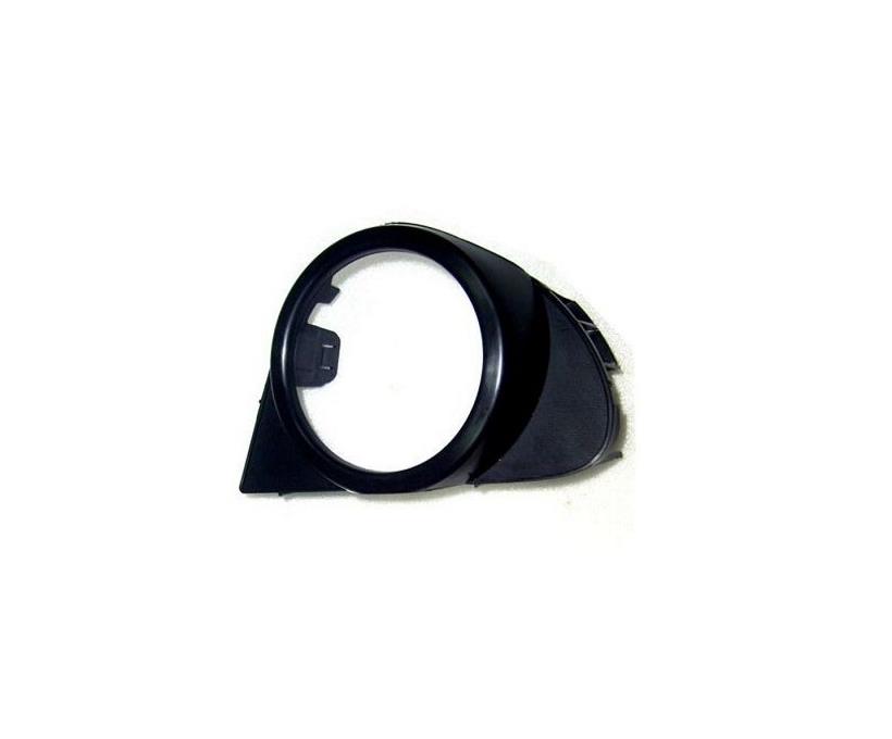 TOYOTA ECHO 2003 - 2005 RAMKA HALOGENU P