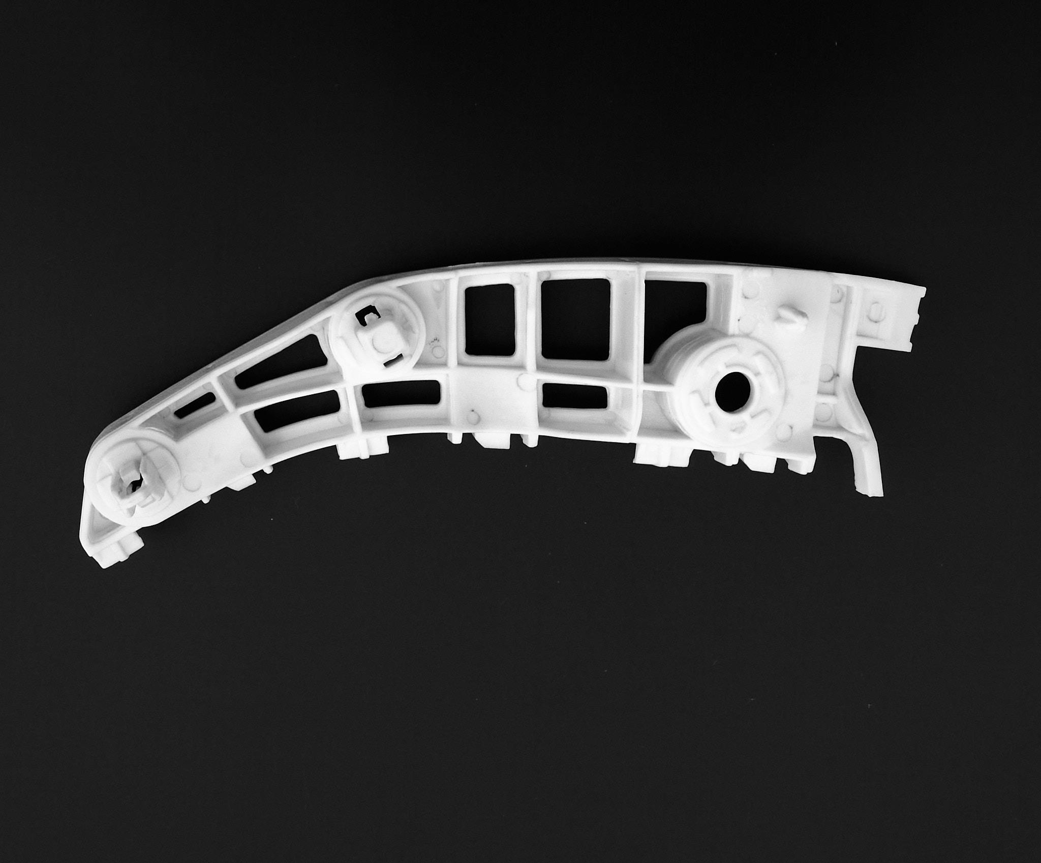 MITSUBISHI OUTLANDER 2015  - 2018 MOCOWANIE  zderzaka PRAWE